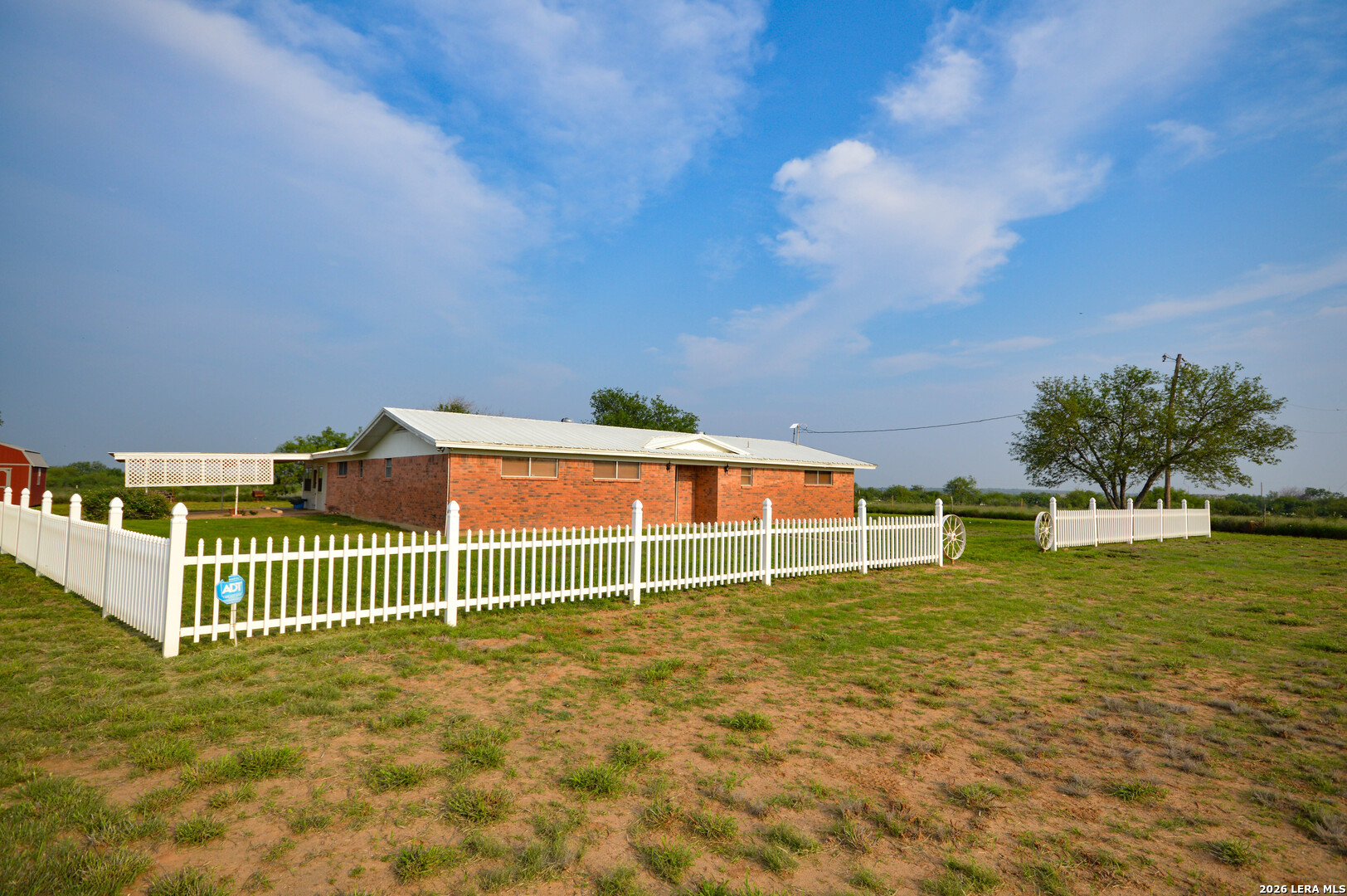 2923 FM 186, Carrizo Springs, TX 78834 — photo 1