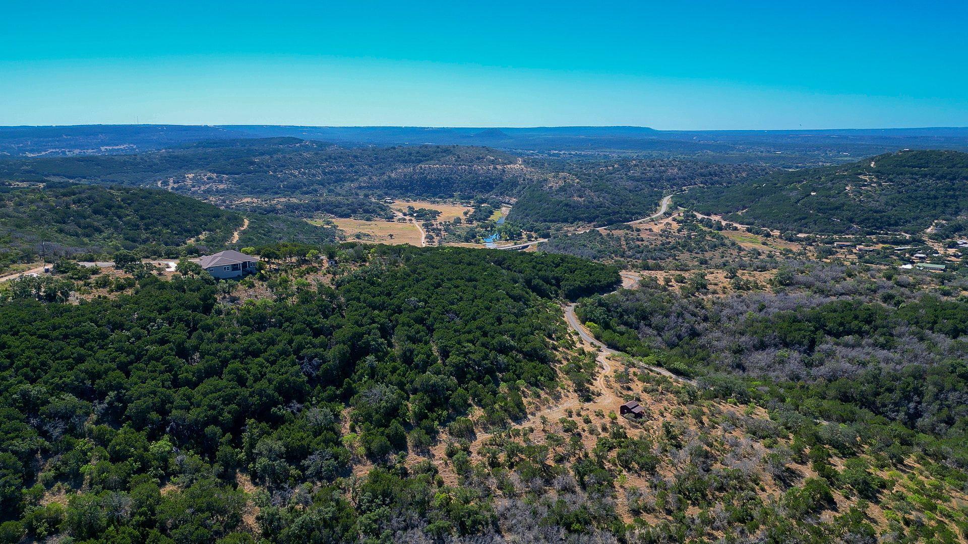 235  Chestnut Xing, Burnet, TX 78611 — photo 1