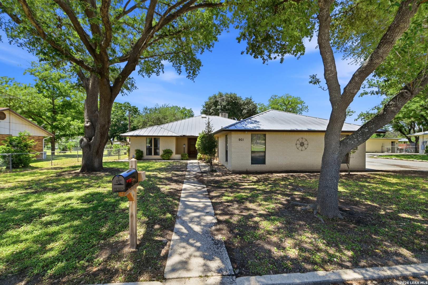 901 Gentilz, Castroville, TX 78009 — photo 1
