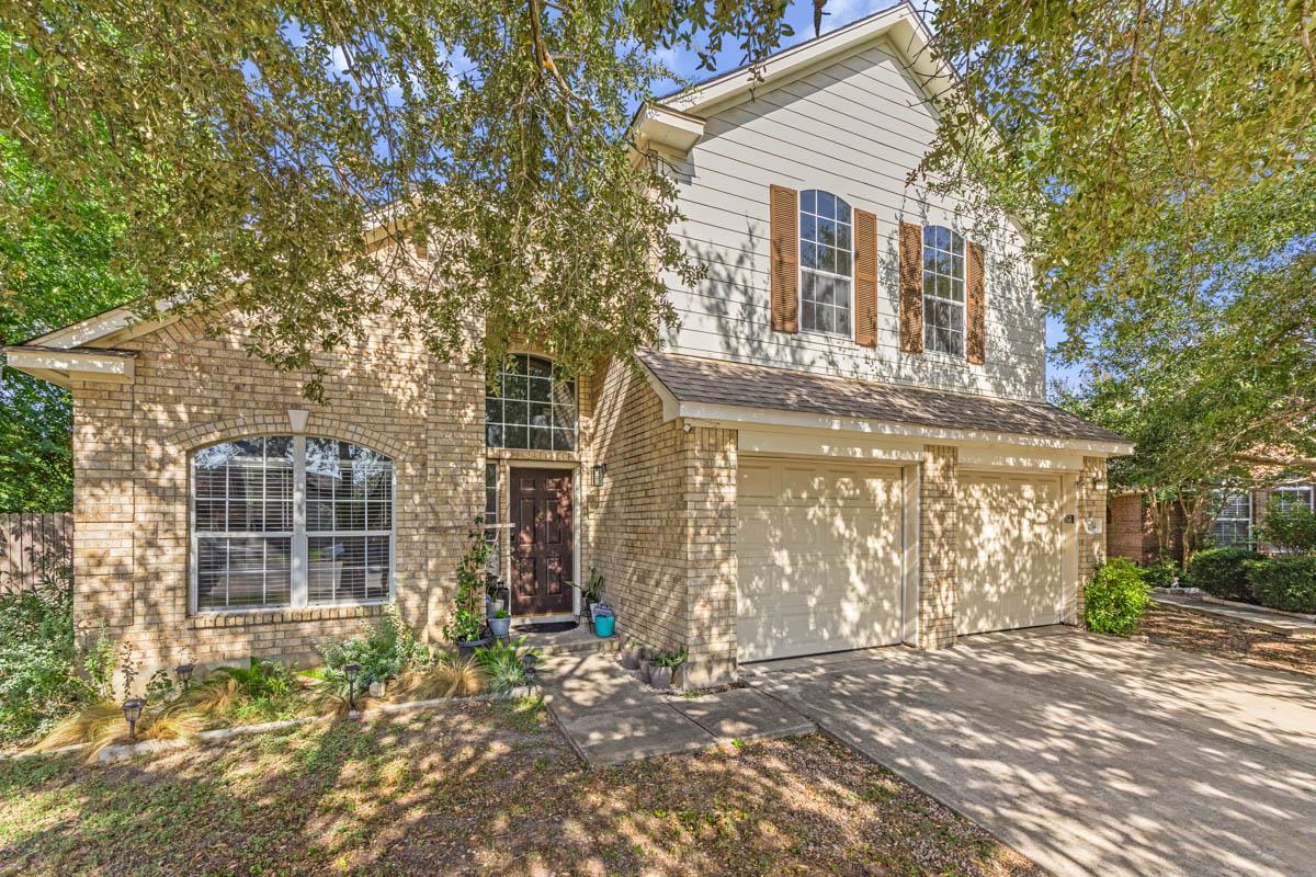 2114  Hidden Meadow St, New Braunfels, TX 78130 — photo 1