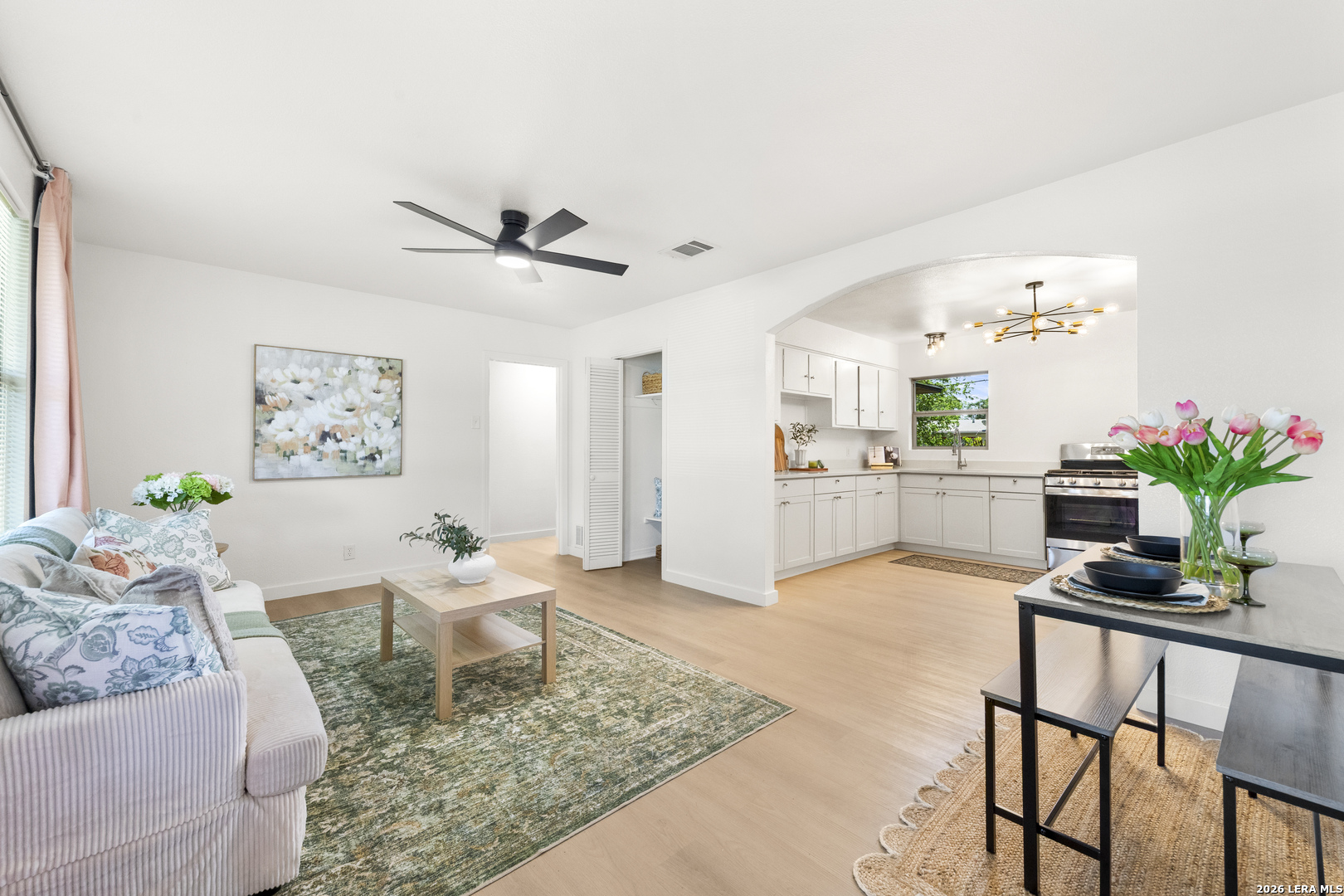530 COMO ST, San Antonio, TX 78220 — photo 1