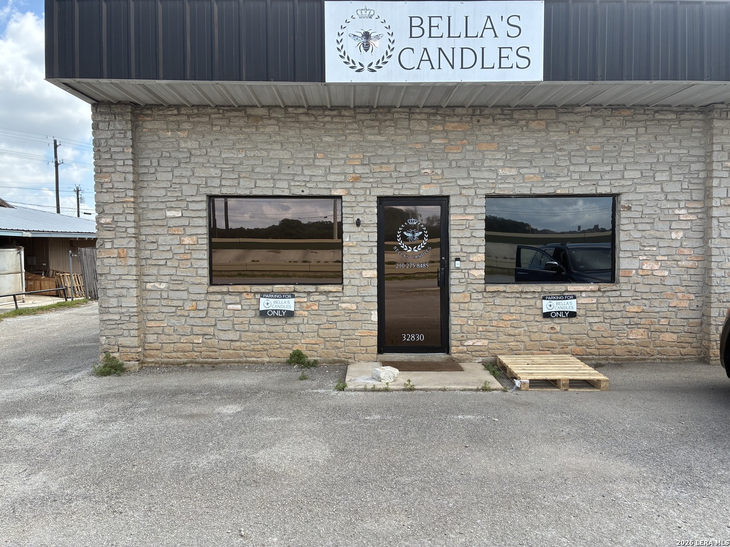32820 INTERSTATE 10, Boerne, TX 78006 — photo 1