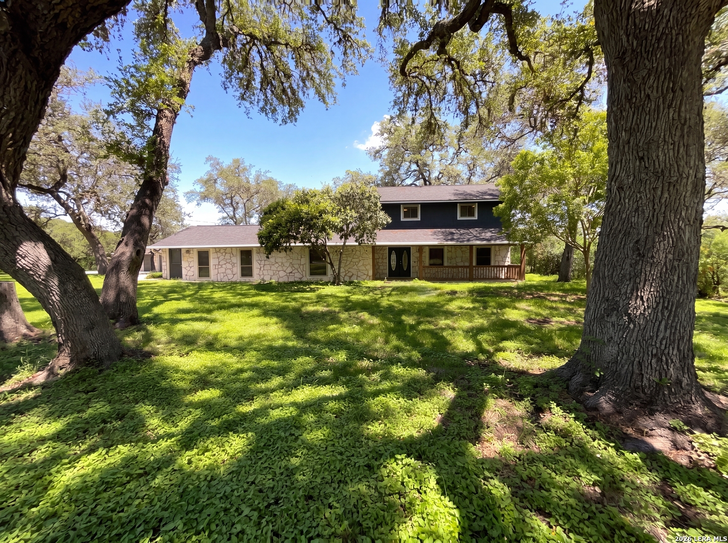15422 GERONIMO LOOP, San Antonio, TX 78254 — photo 1