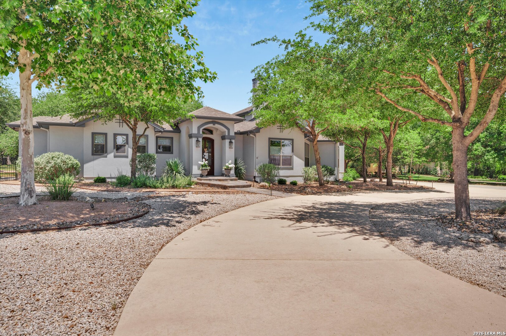 10319 Oak Forest, New Braunfels, TX 78132 — photo 1