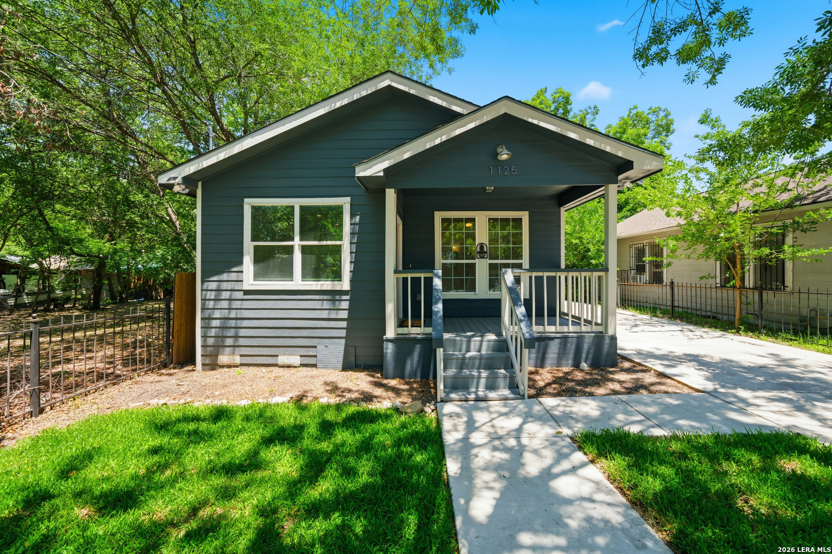 1125 DELAWARE ST, San Antonio, TX 78210 — photo 1