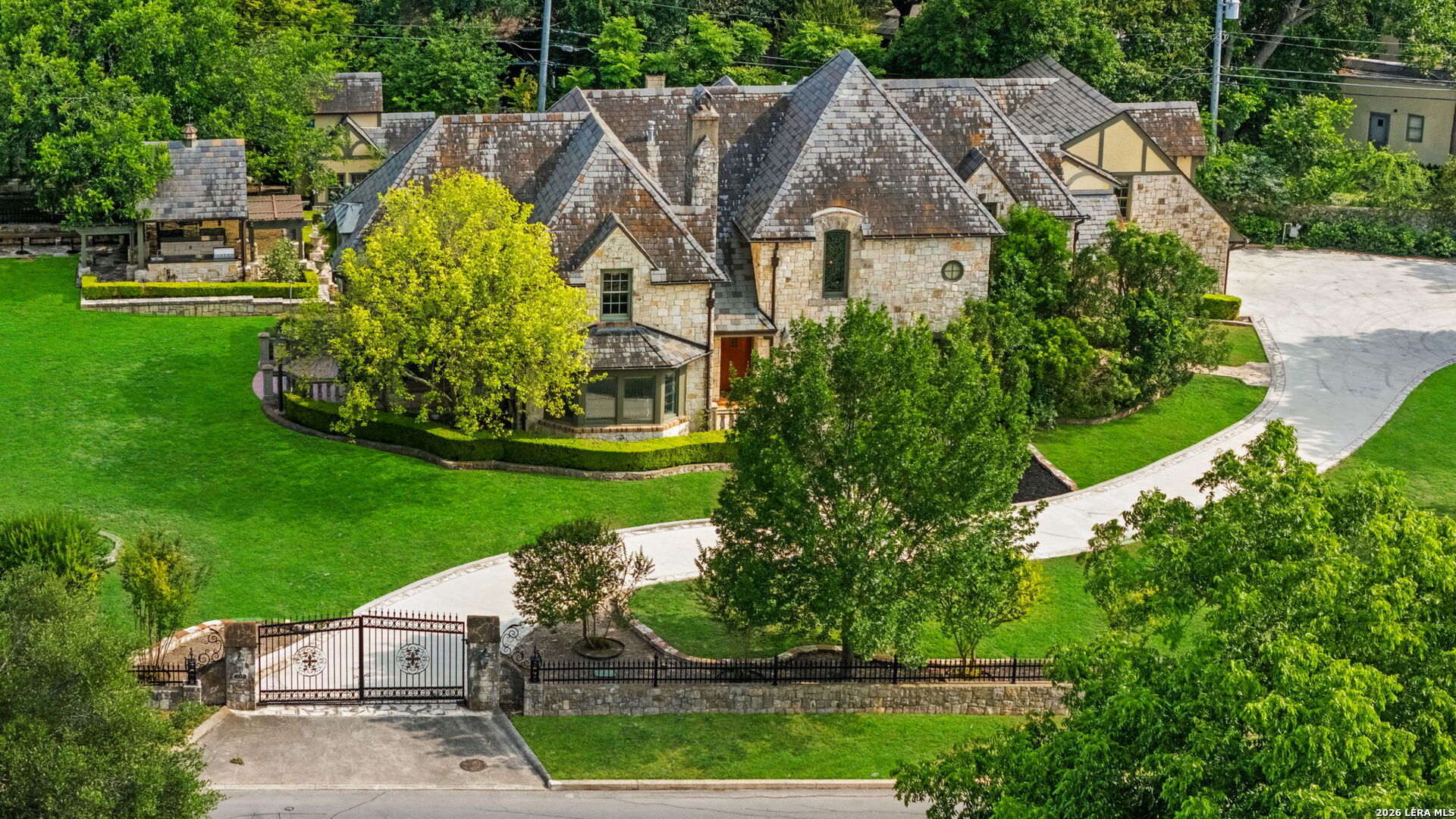 604 E Olmos, Olmos Park, TX 78212 — photo 1