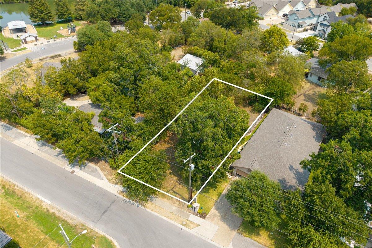 513 N Lewis St, Round Rock, TX 78664 — photo 1