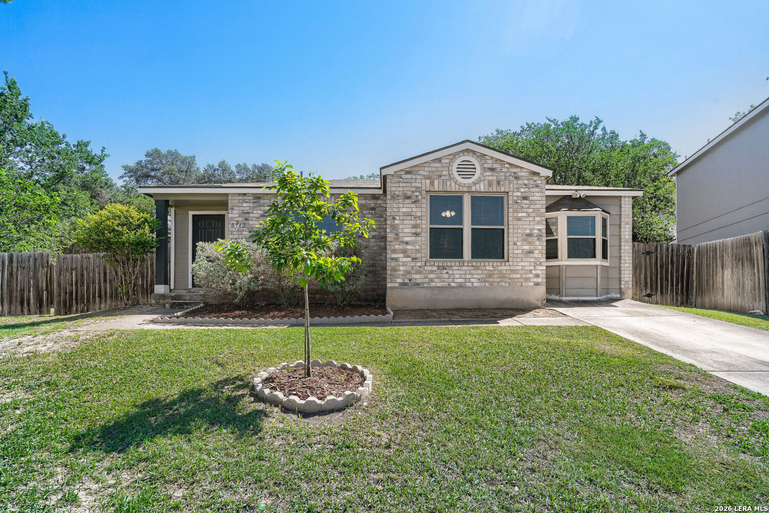 5942 Hidden Glade, San Antonio, TX 78250 — photo 1