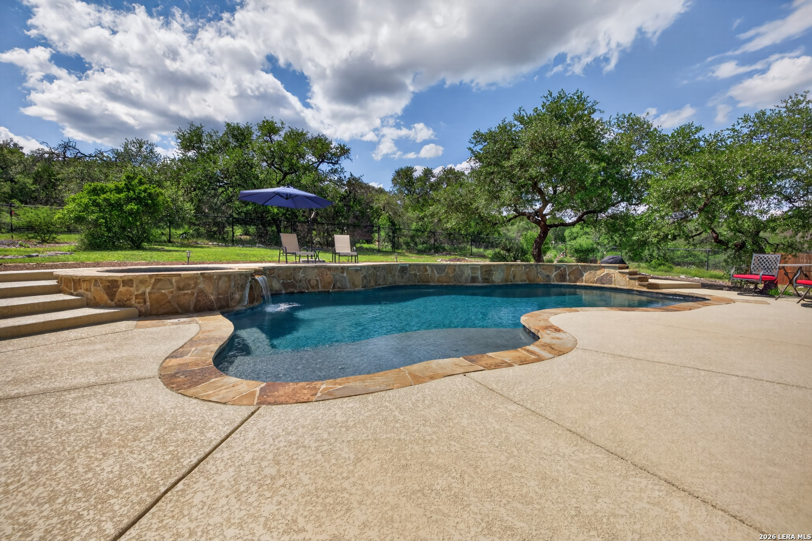 659 WINDING VW, New Braunfels, TX 78132 — photo 1