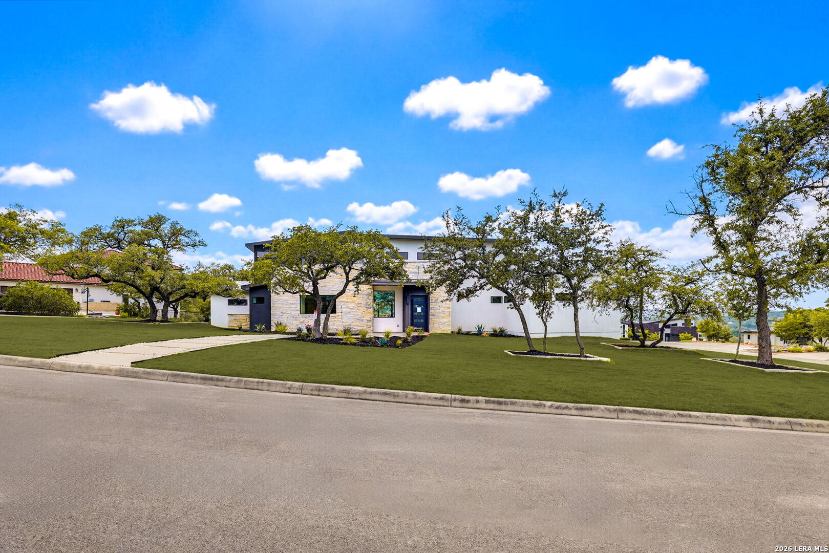 10009 BASILONE RDG, San Antonio, TX 78255 — photo 1