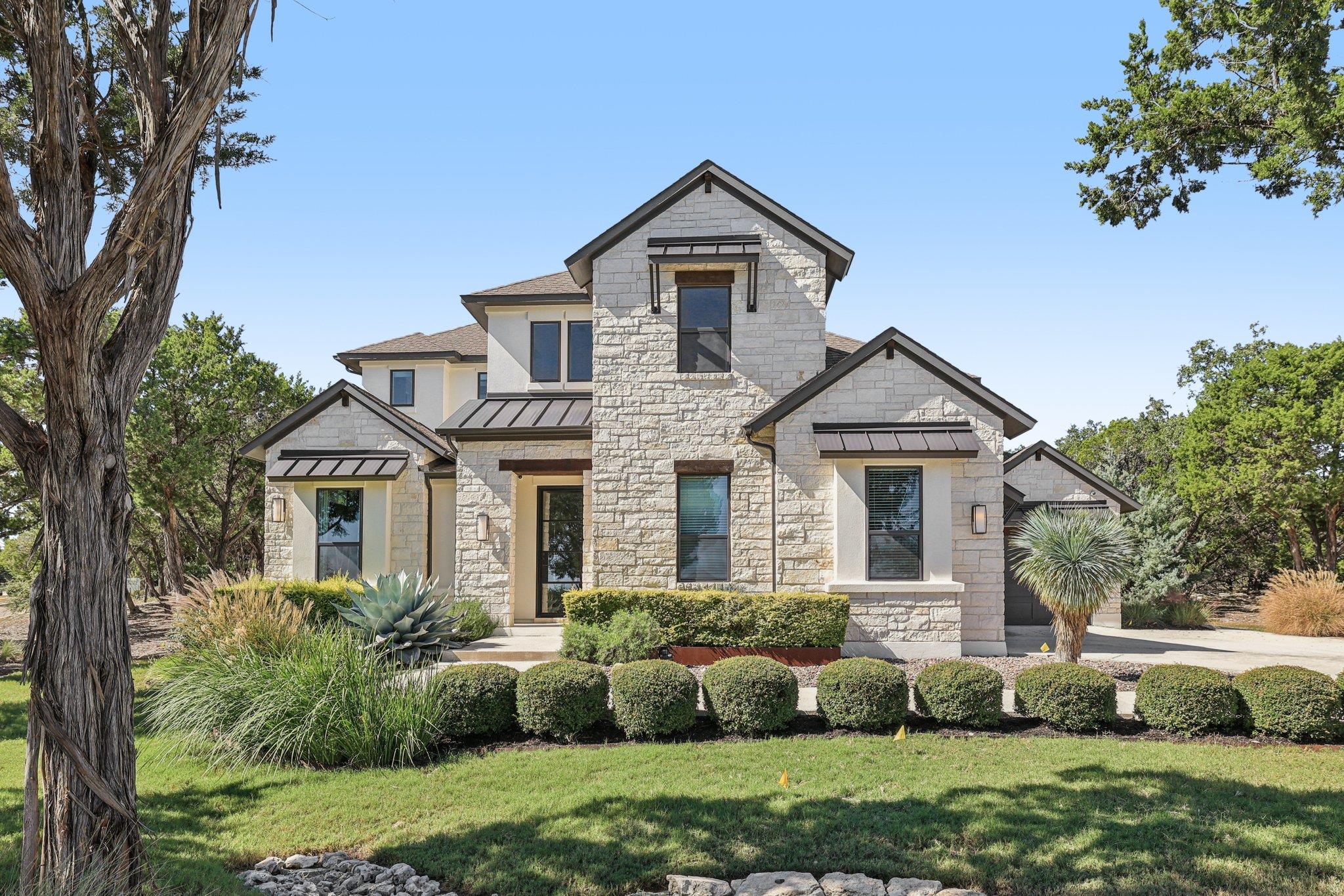 19316  Splendor Ct, Jonestown, TX 78645 — photo 1