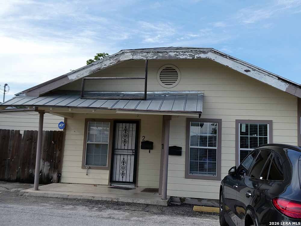 738 W Hildebrand Ave, San Antonio, TX 78212 — photo 1