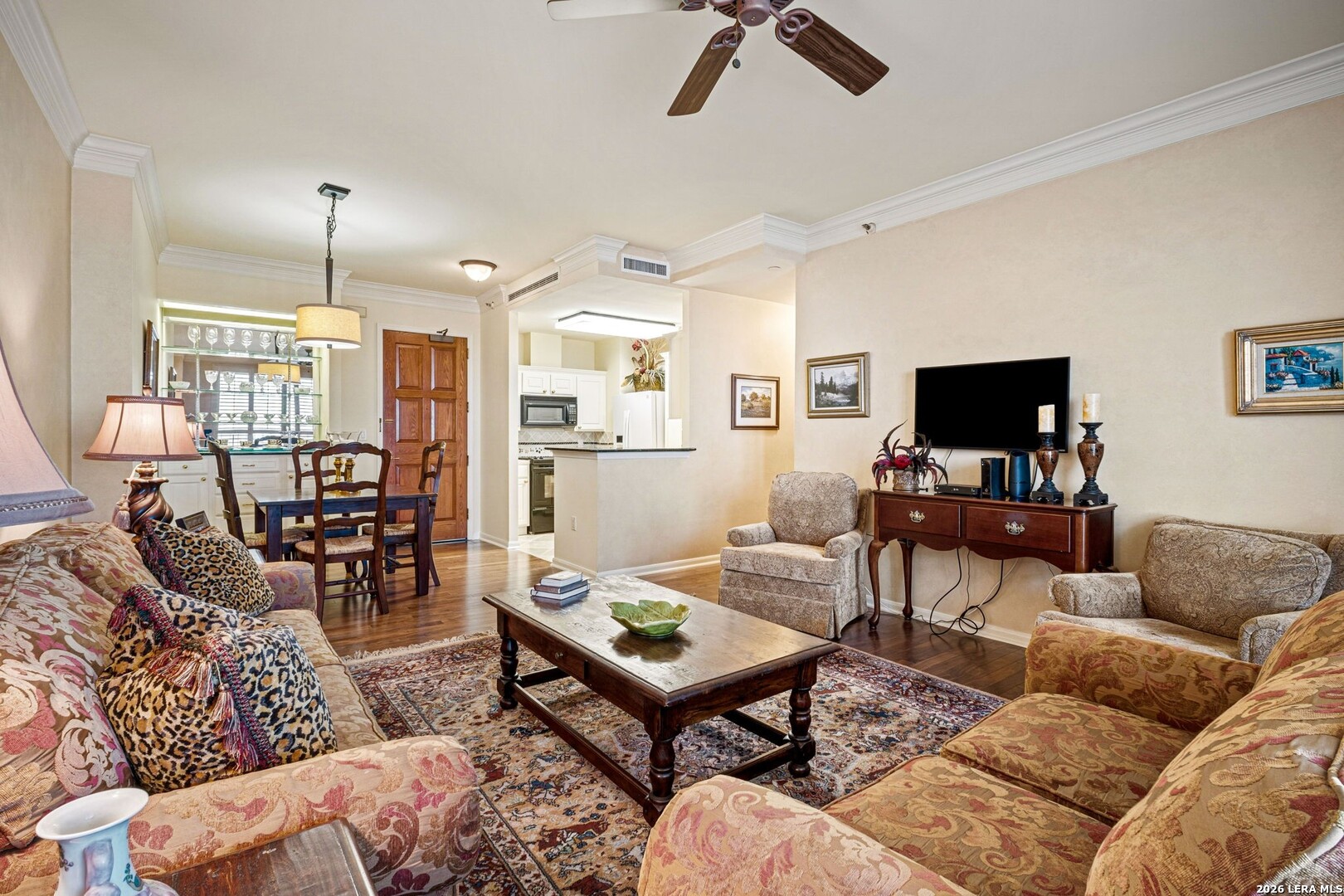 1 Towers Park Ln, San Antonio, TX 78209 — photo 1