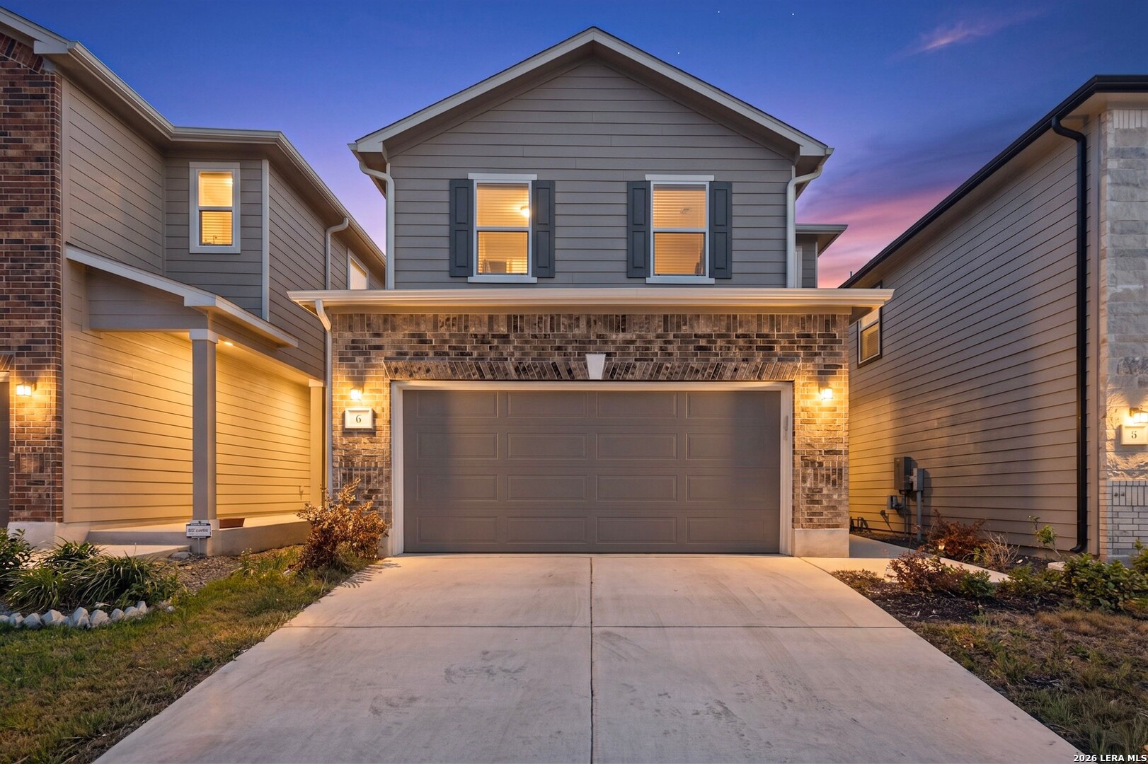 10643 W MILITARY DR UNIT 6, San Antonio, TX 78251 — photo 1