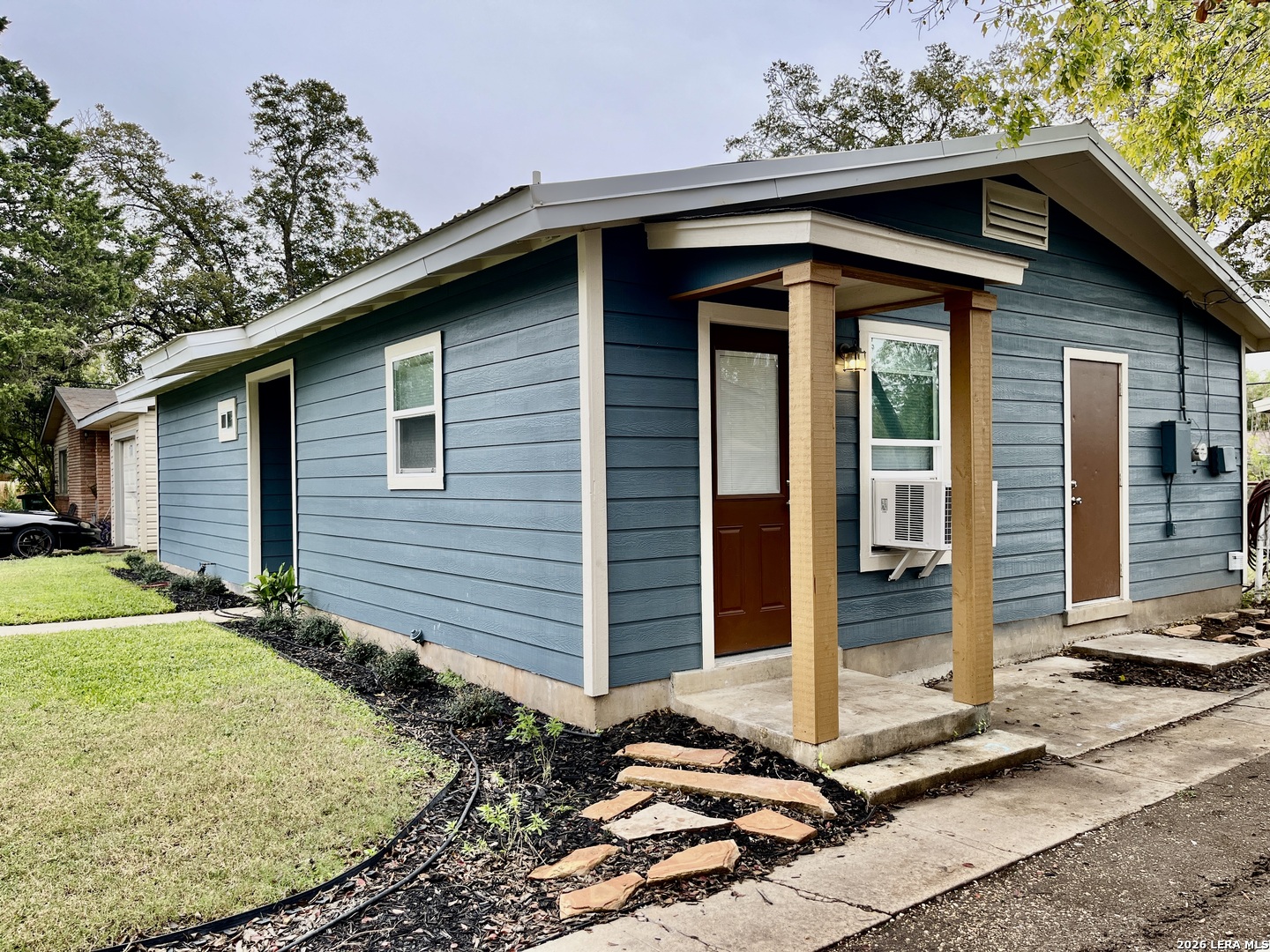 166 KILLARNEY DR, San Antonio, TX 78223 — photo 1