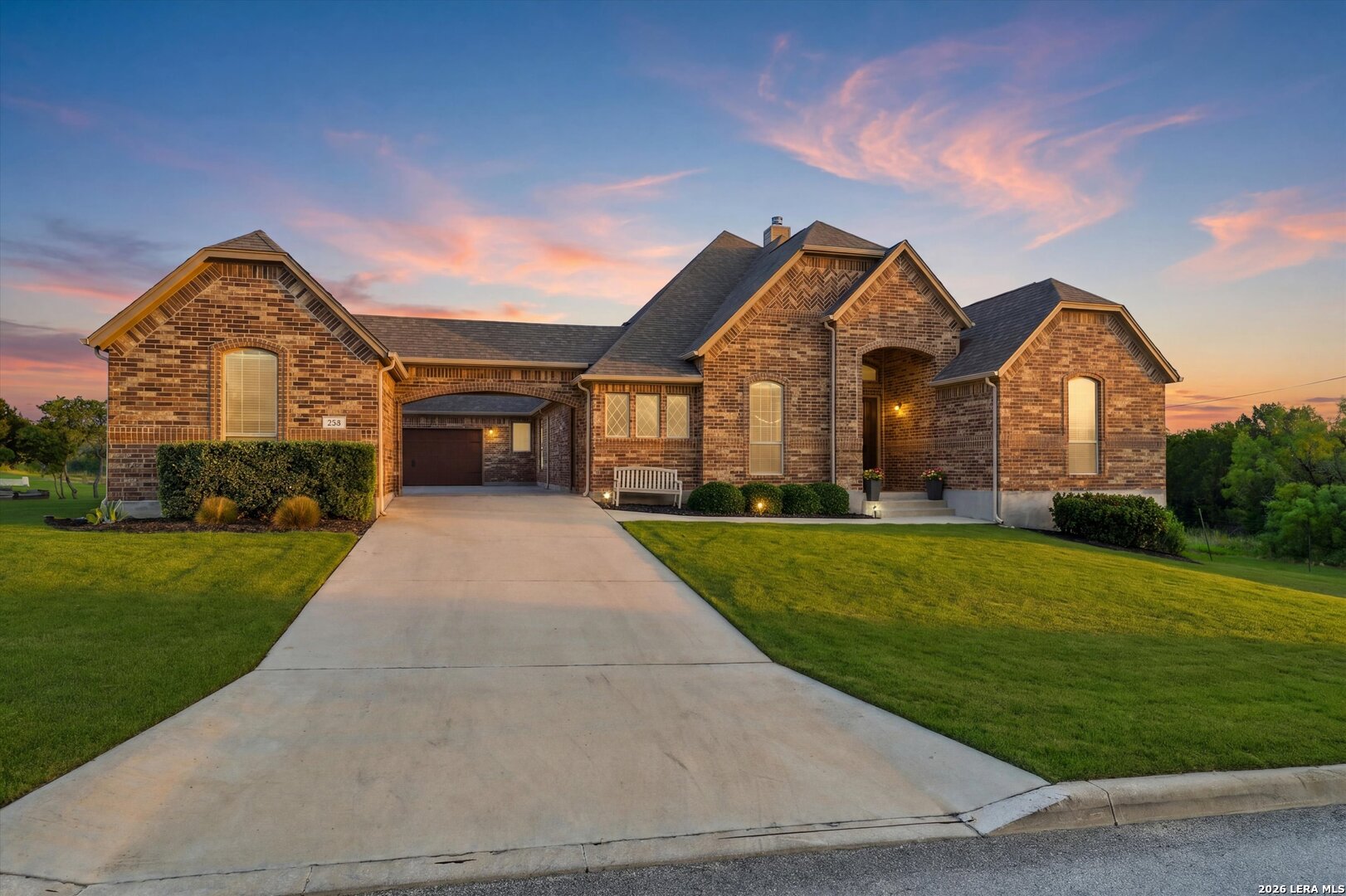 333 Cascade Trl, Castroville, TX 78009 — photo 1