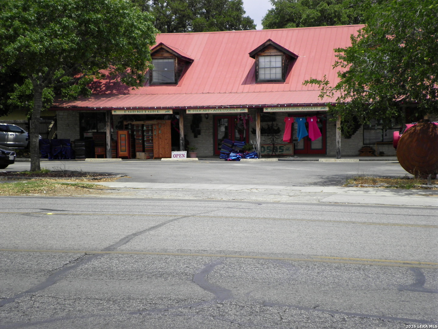 1109 S Main, Boerne, TX 78006 — photo 1