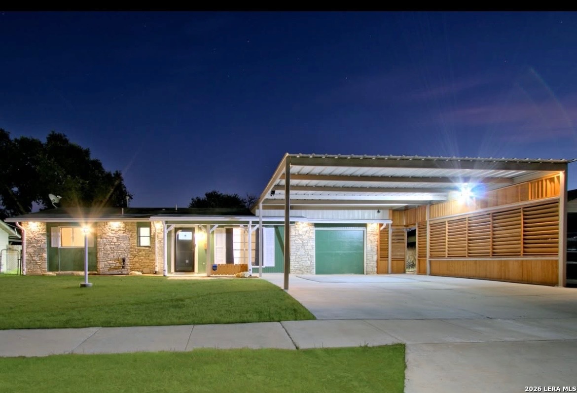 7226 WESTGLADE DR, San Antonio, TX 78227 — photo 1