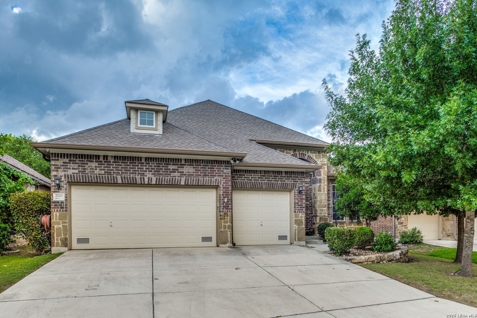 2143 Silent Fox, San Antonio, TX 78260 — photo 1