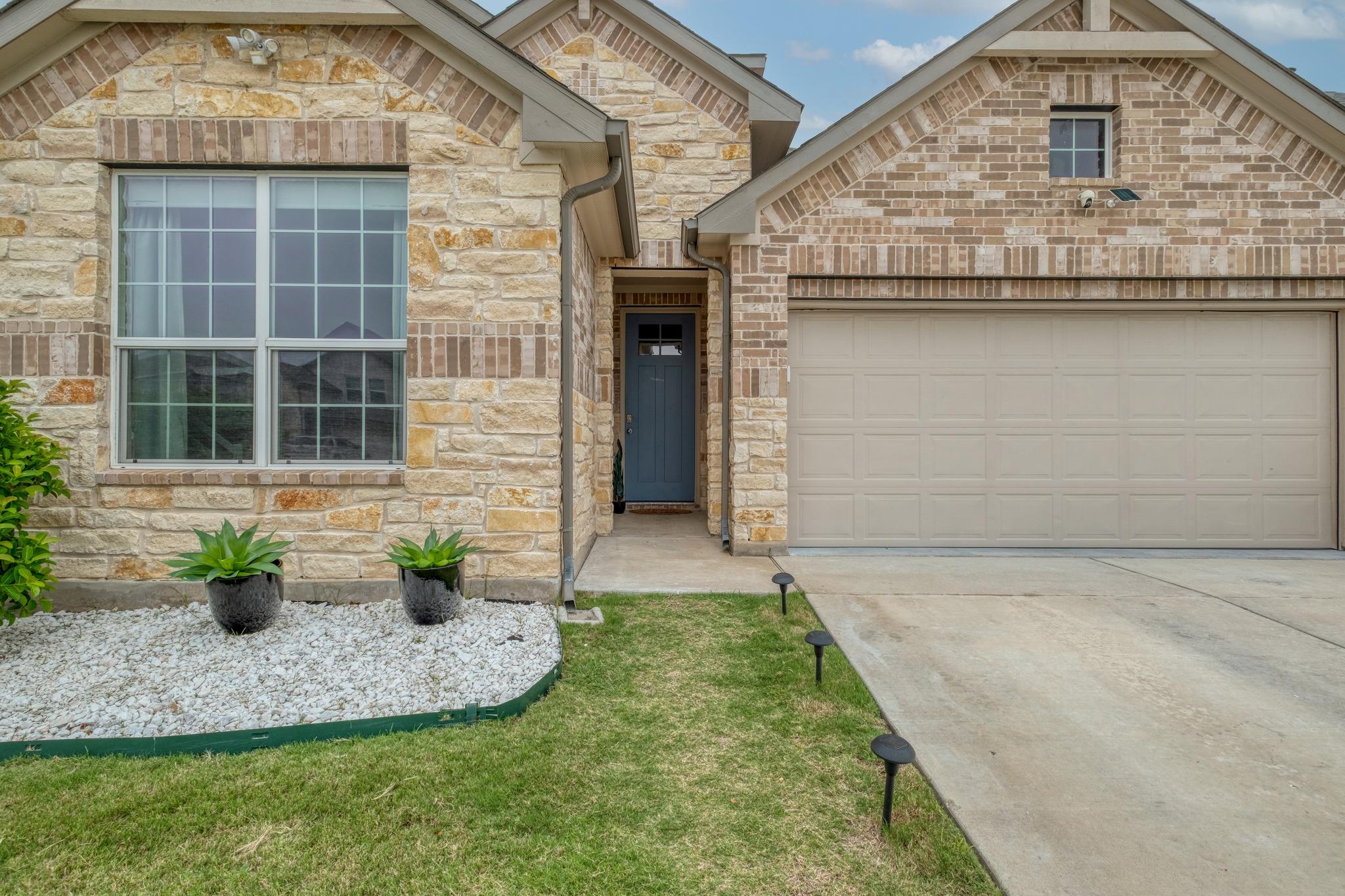 14005  McArthur Dr, Manor, TX 78653 — photo 1