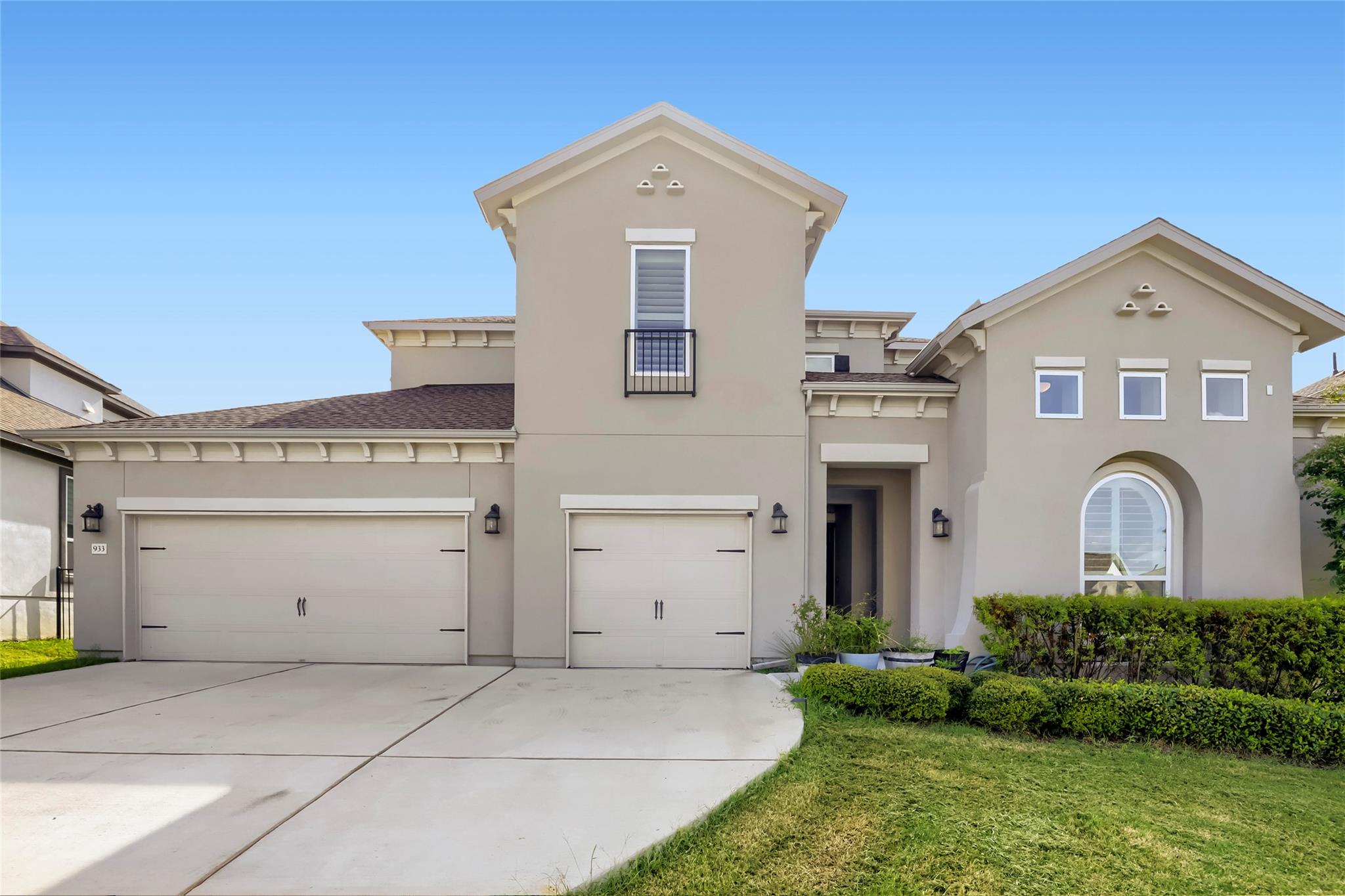 933  Trevi Fontana Dr, Leander, TX 78641 — photo 1