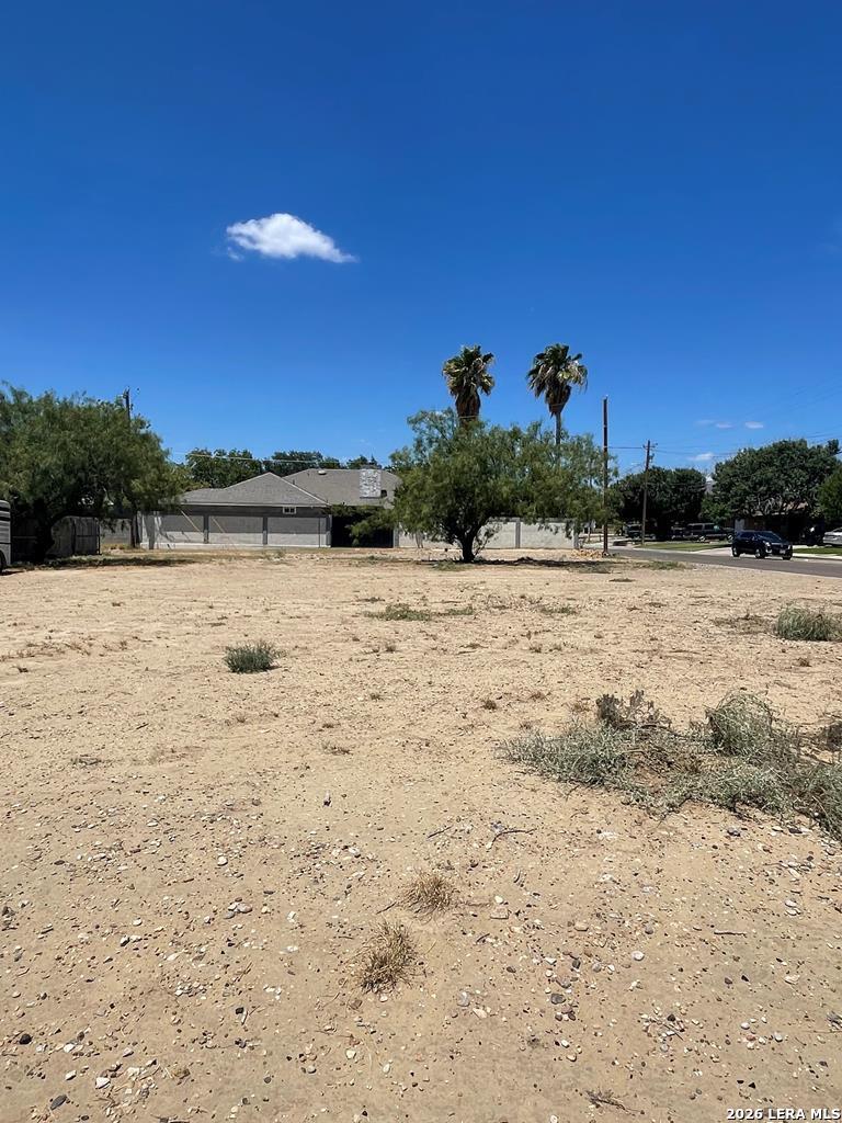 2977 Tahoe Drive, Eagle Pass, TX 78852 — photo 1