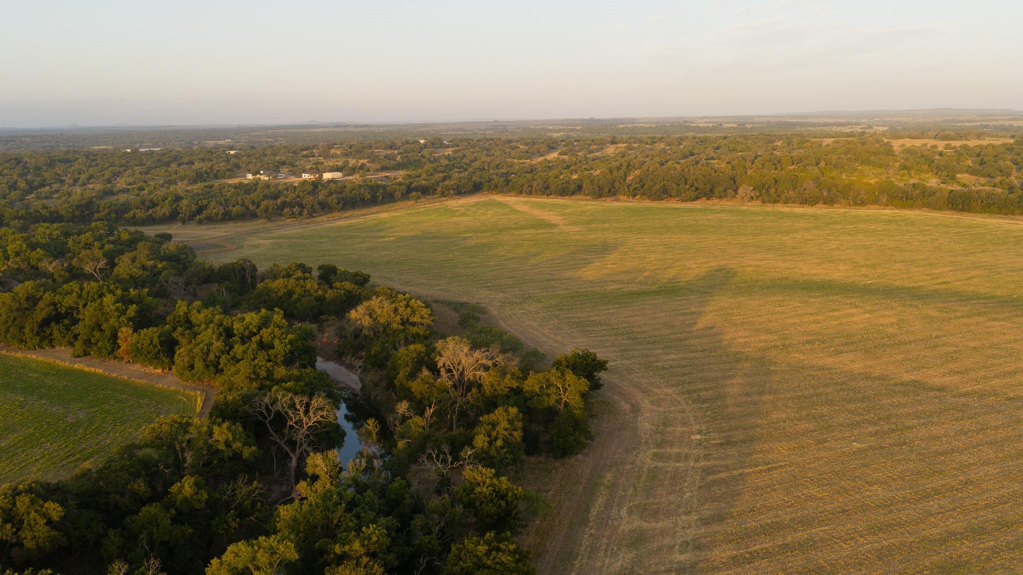 15104 N Hwy 281 None, Lampasas, TX 76550 — photo 1