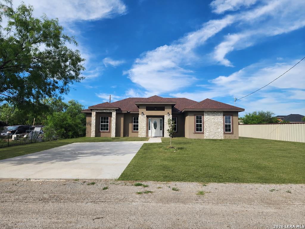 69 WINDMILL DRIVE, Eagle Pass, TX 78852 — photo 1