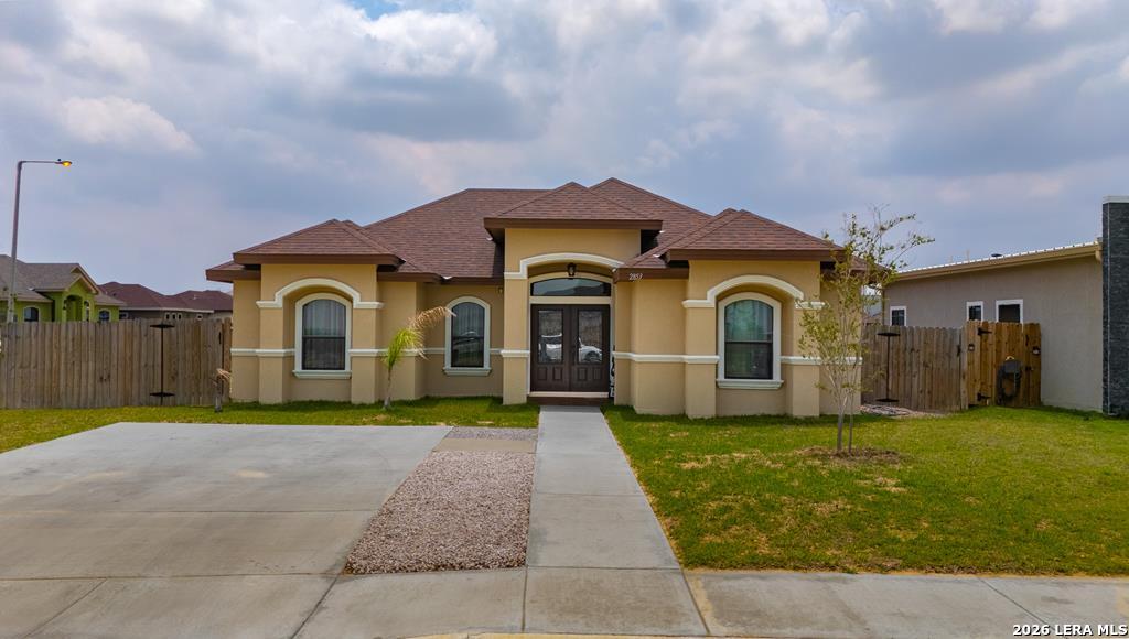 2853 Sammy Ibarra, Eagle Pass, TX 78852 — photo 1