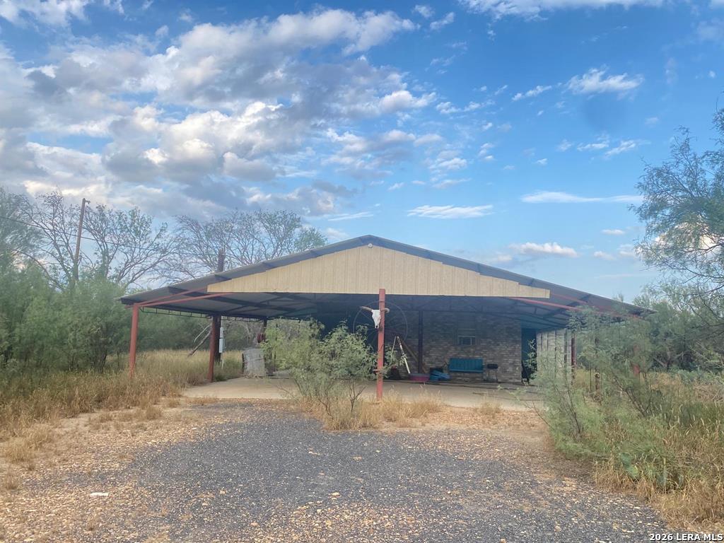 3699 HWY 85, Carrizo Springs, TX 78834 — photo 1