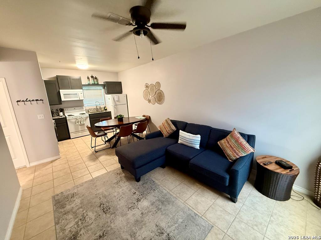 391 RIVERSIDE DR, Eagle Pass, TX 78852 — photo 1
