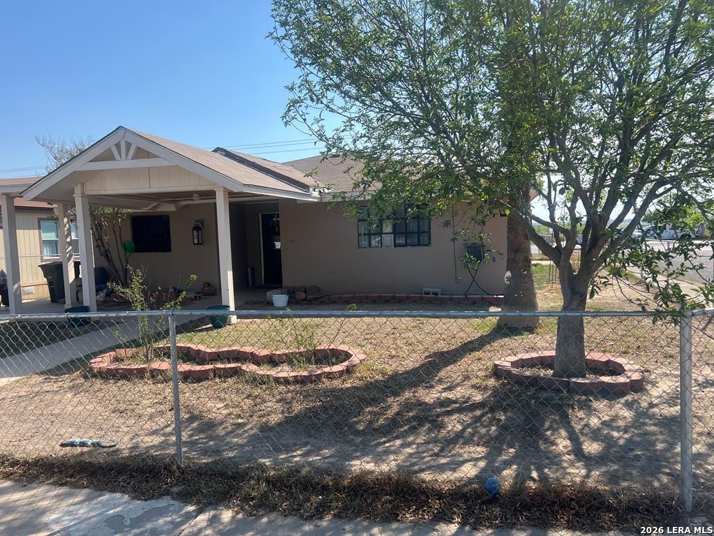 104 Sahara Drive, Eagle Pass, TX 78852 — photo 1