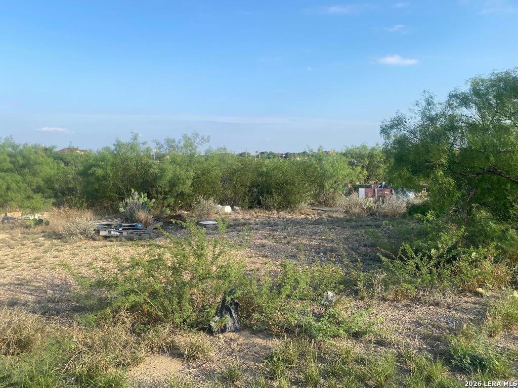 231 Ghost Rider Dr, Eagle Pass, TX 78852 — photo 1