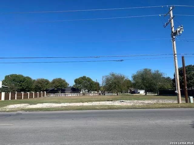 201 W CANTU RD., Del Rio, TX 78840 — photo 1