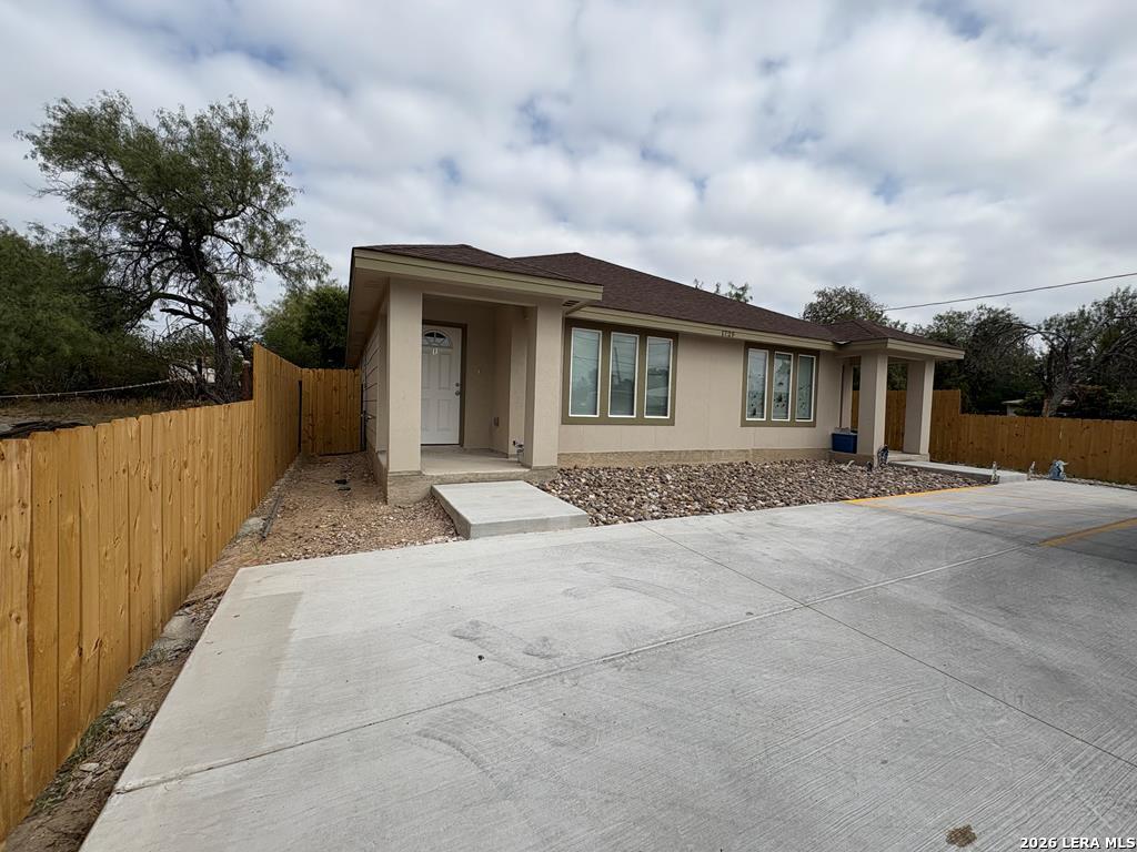 1729 Williams, Eagle Pass, TX 78852 — photo 1
