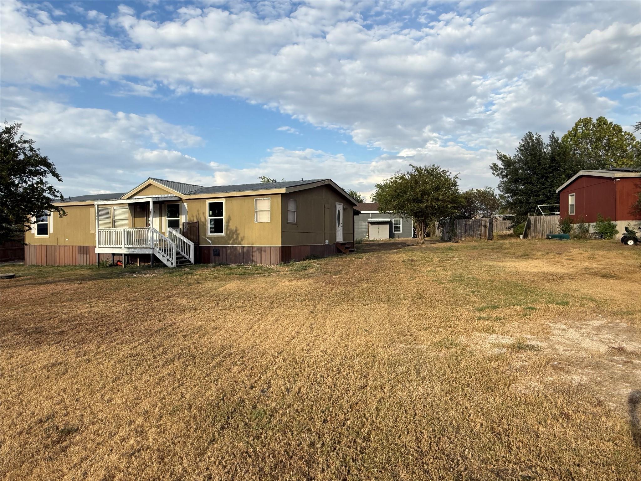 109 Cross Meadow Cv, Hutto, TX 78634 — photo 1