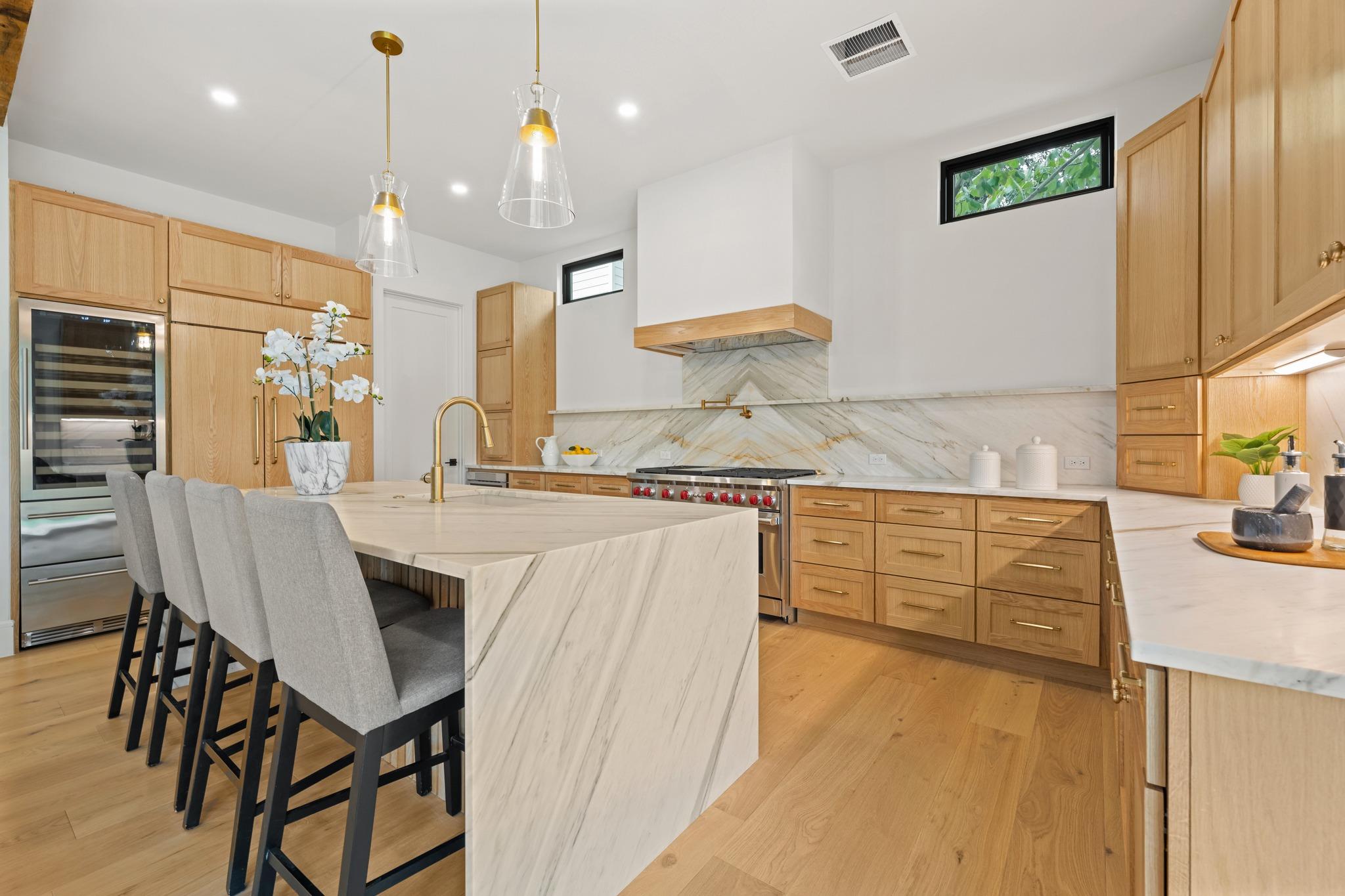 4801 W Frances Pl, Austin, TX 78731 — photo 1