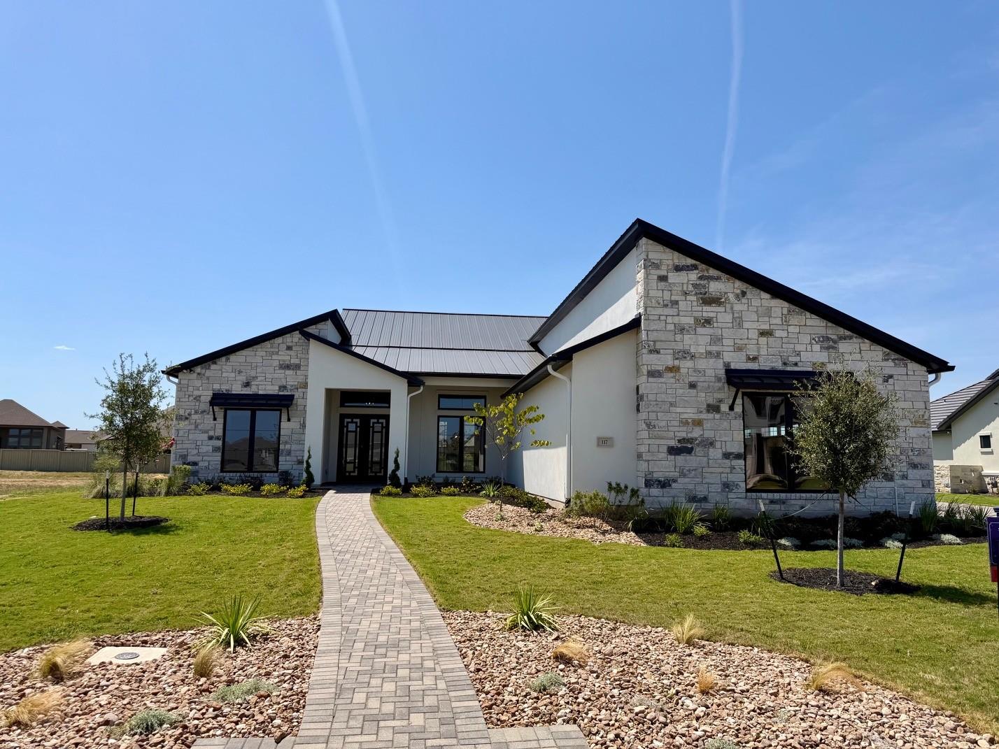 117  La Ventana Dr, Liberty Hill, TX 78642 — photo 1