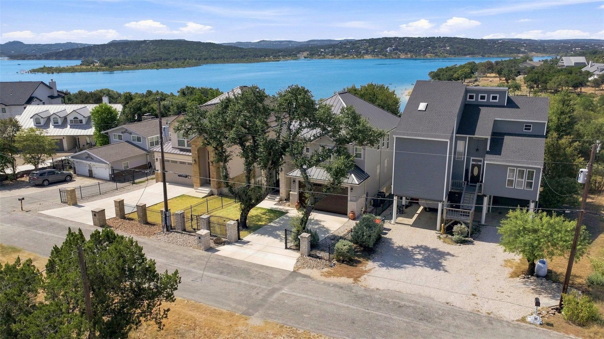 174 Edge Hill Dr, Canyon Lake, TX 78133 — photo 1