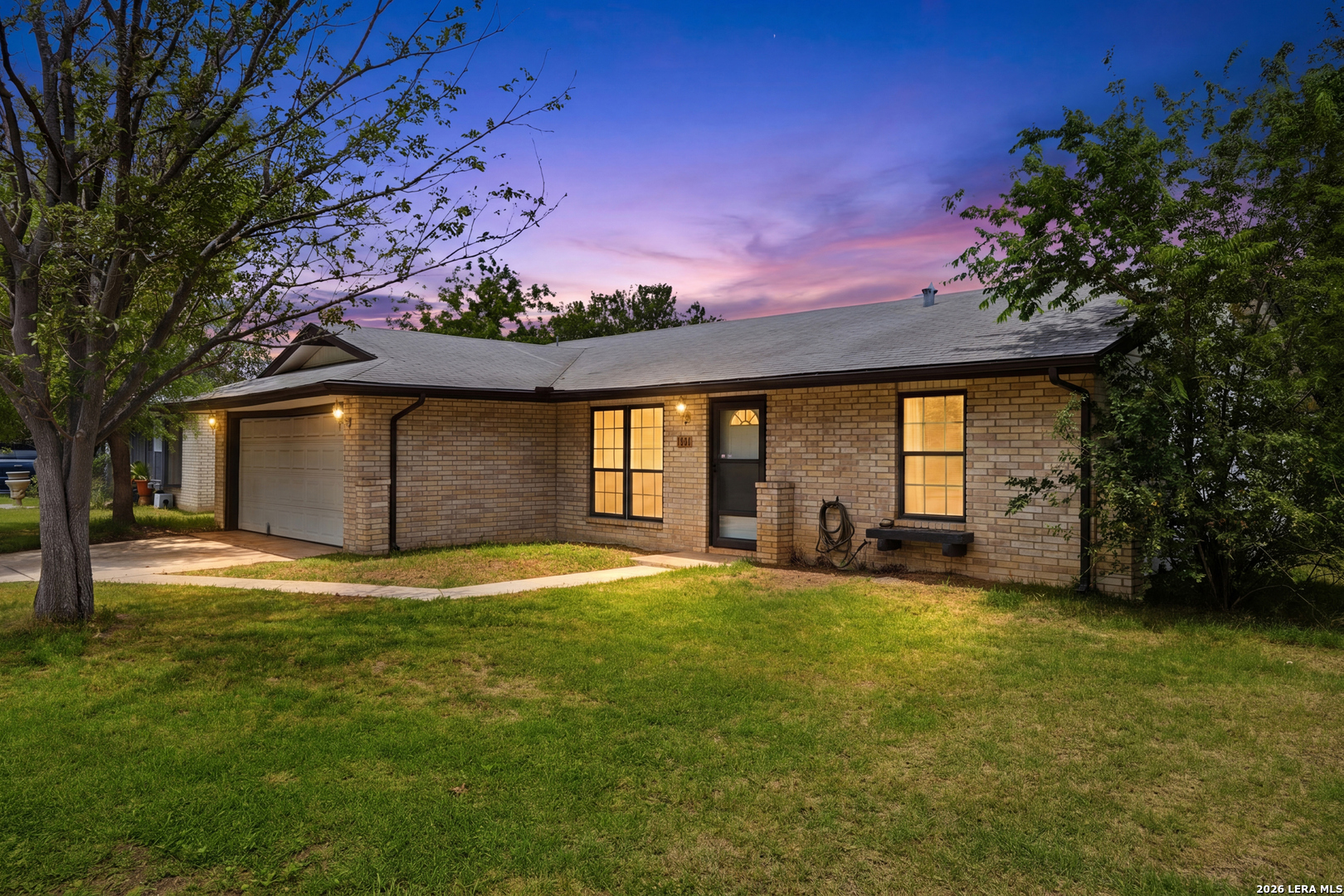 511 Solar, San Antonio, TX 78227 — photo 1