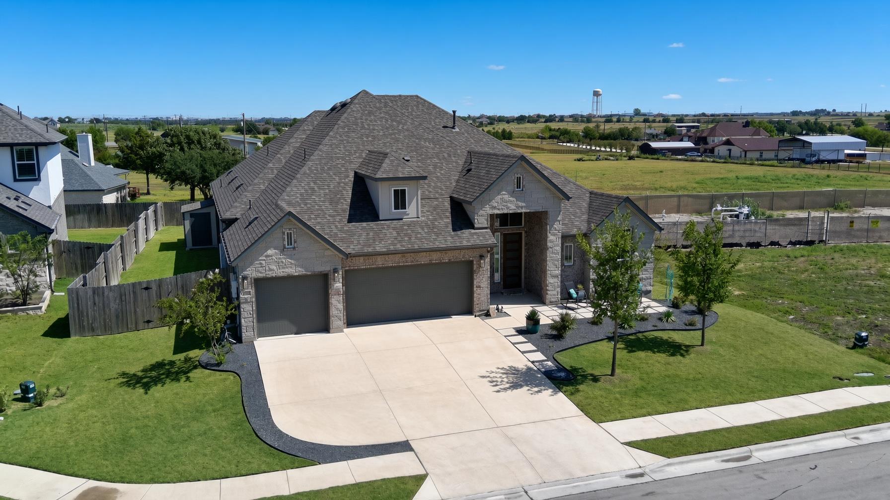 4300  Boyington Dr, Pflugerville, TX 78660 — photo 1