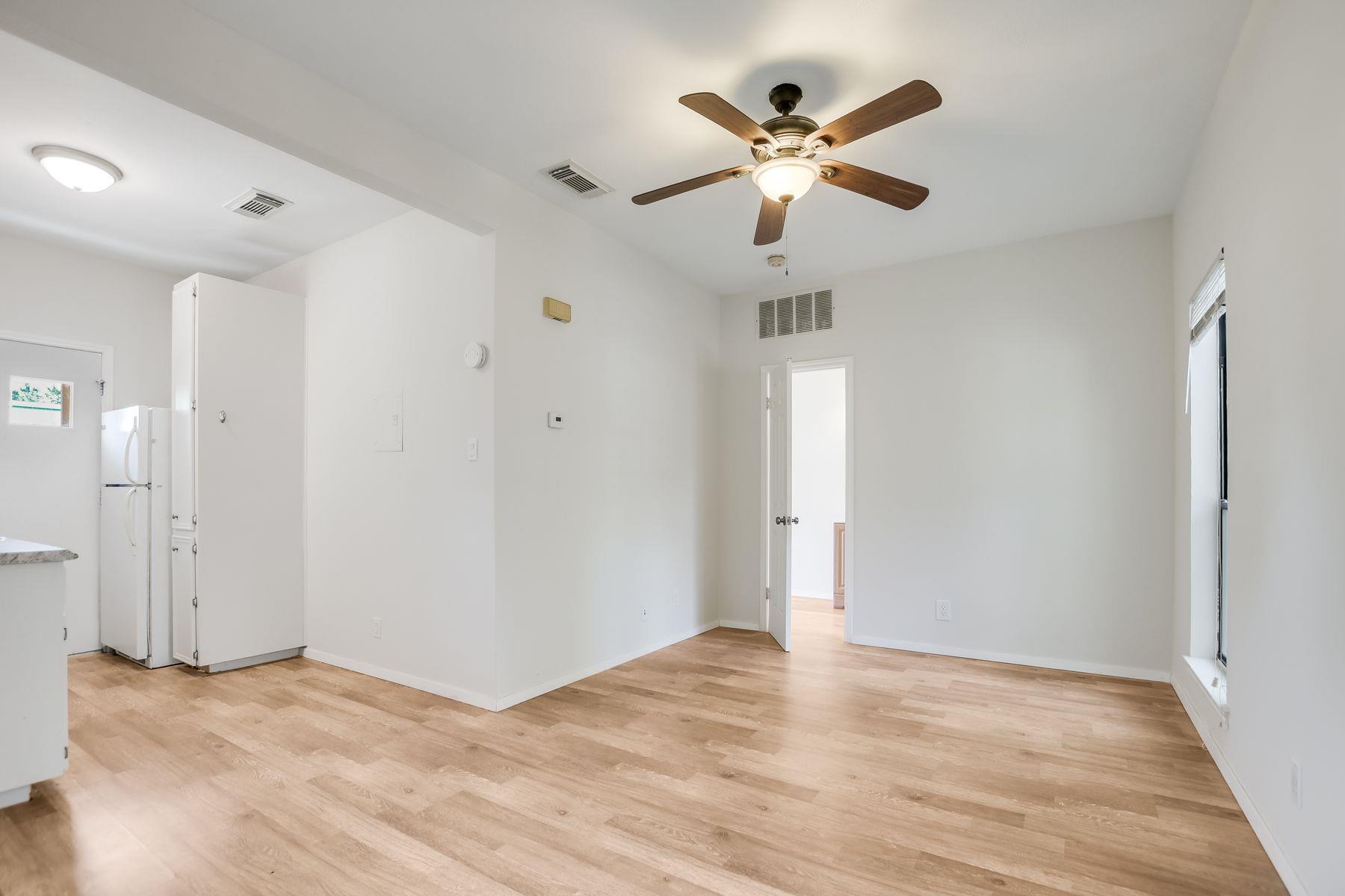 4401  Speedway None  #207, Austin, TX 78751 — photo 1