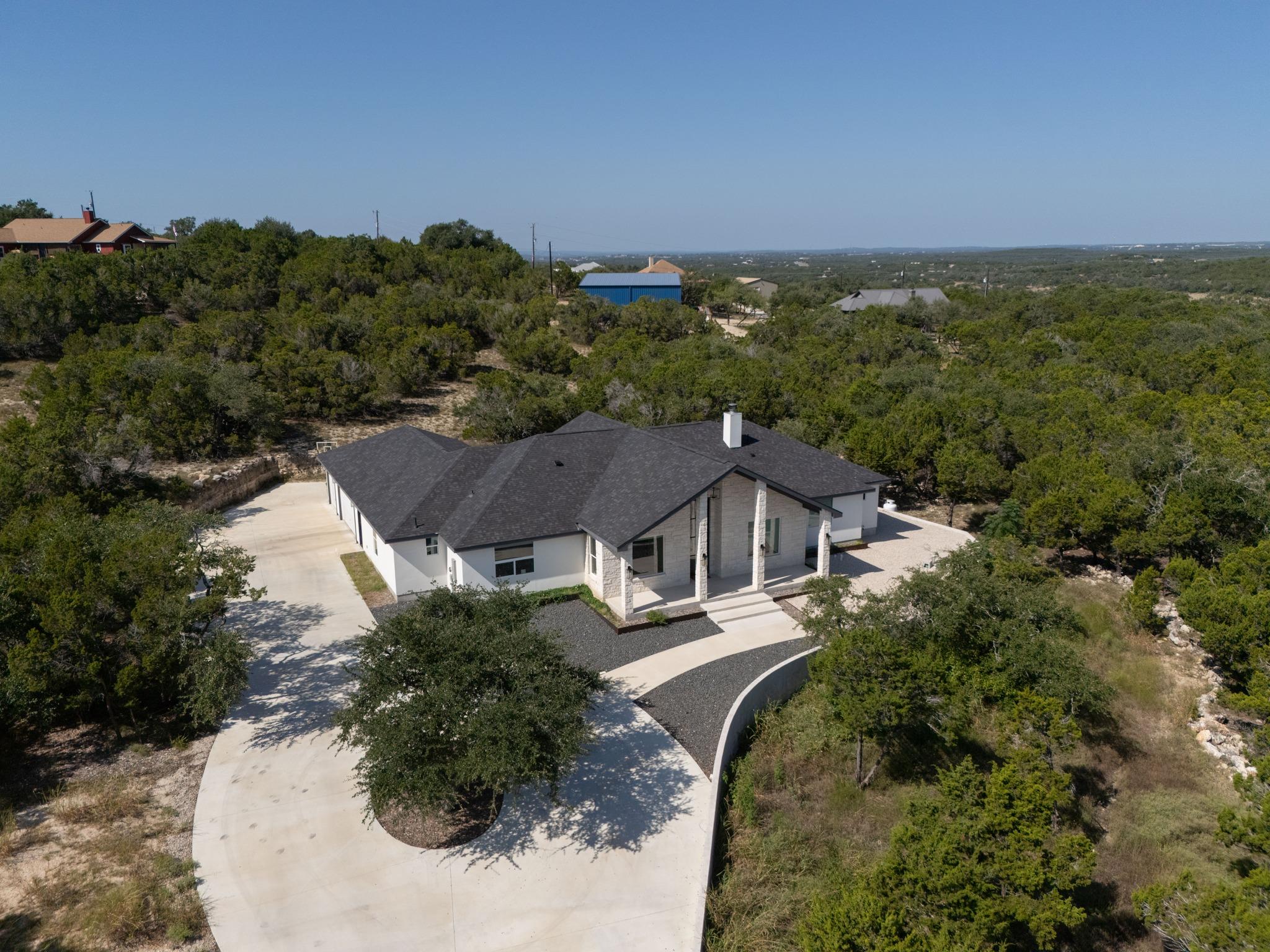 252 Kellog None, Fischer, TX 78623 — photo 1