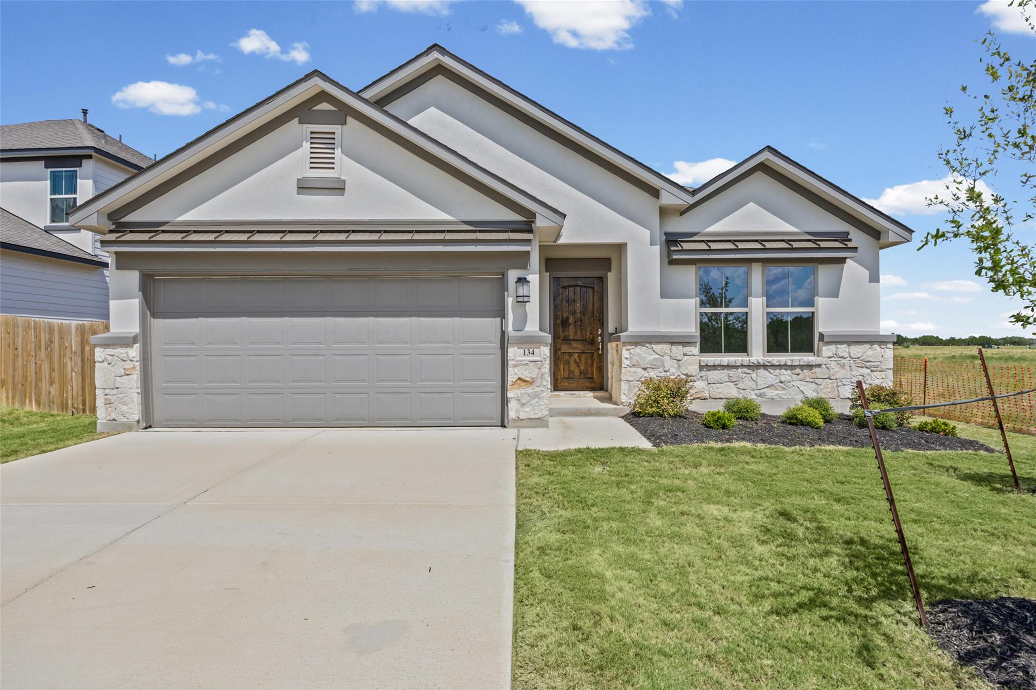 134 Arena Dr, Liberty Hill, TX 78642 — photo 1