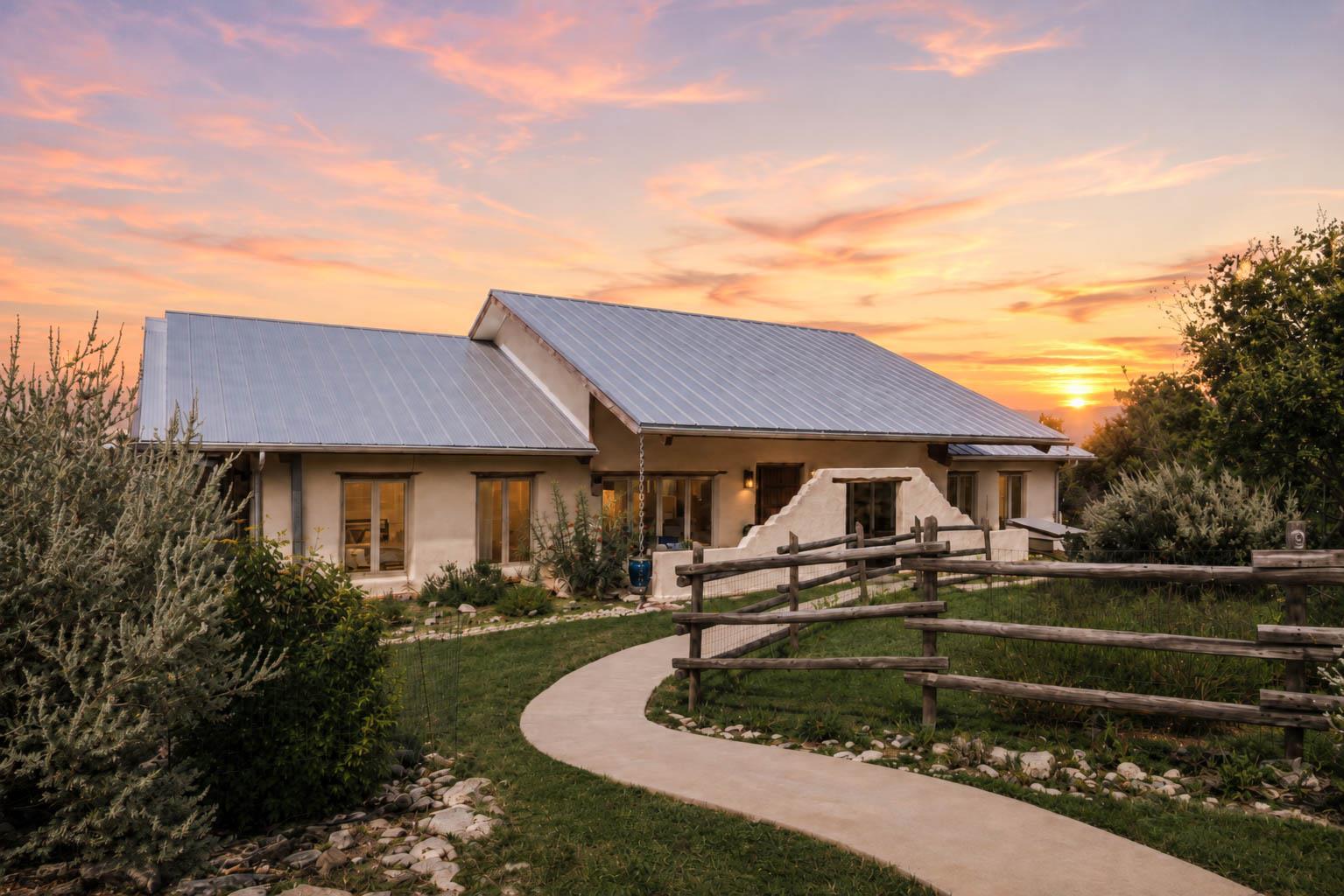 901  Old Red Ranch Rd, Dripping Springs, TX 78620 — photo 1