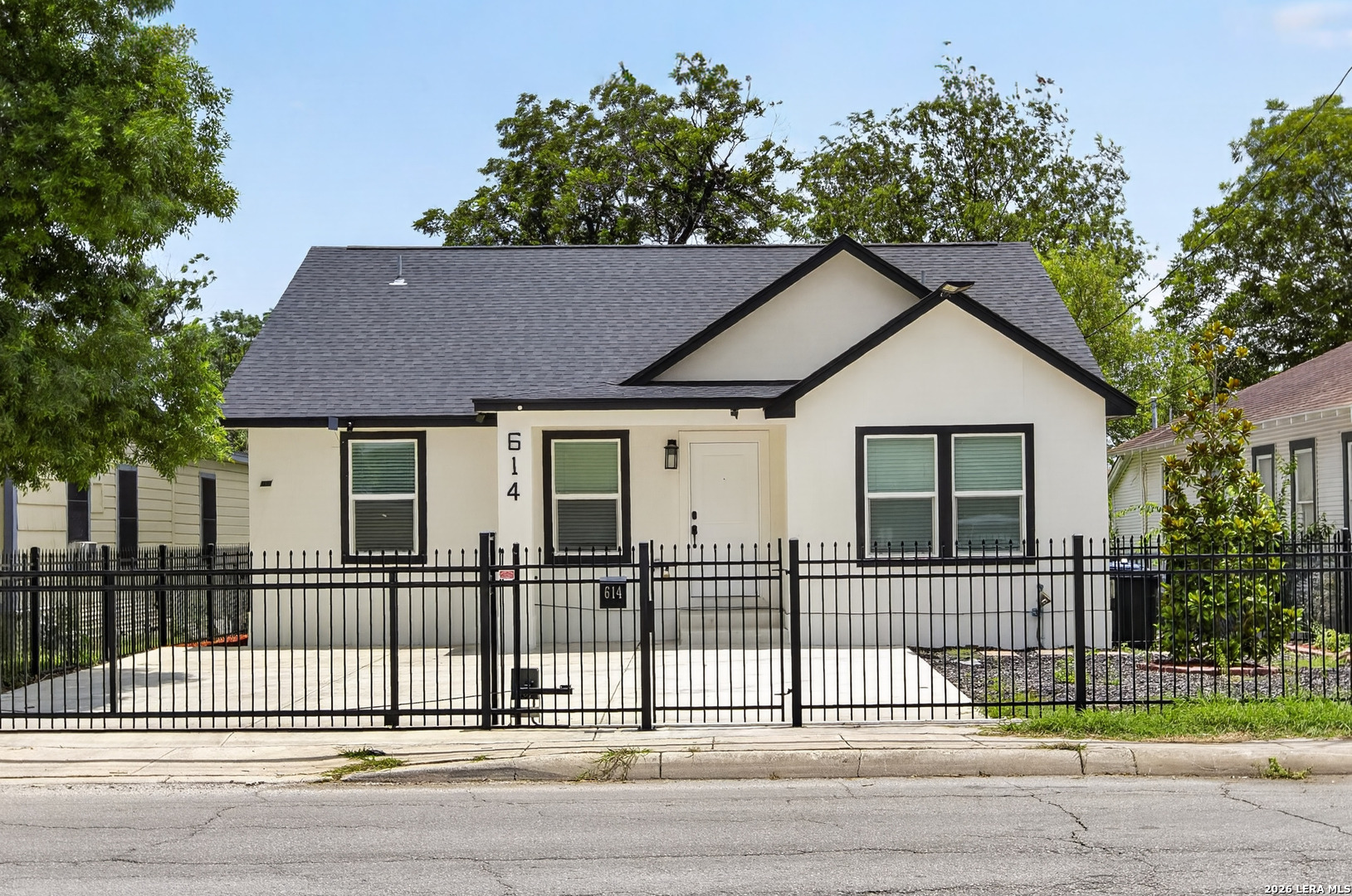 614 SW 24TH ST, San Antonio, TX 78207 — photo 1