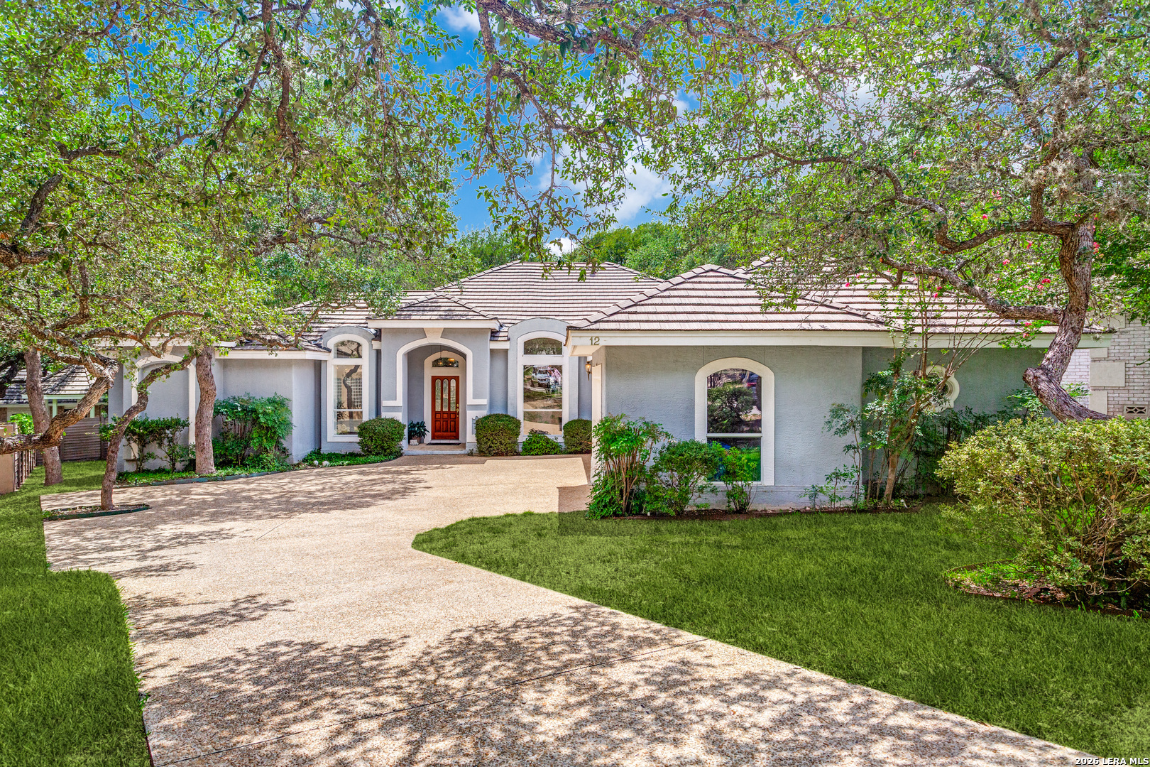 12 WESTELM GDNS, San Antonio, TX 78230 — photo 1