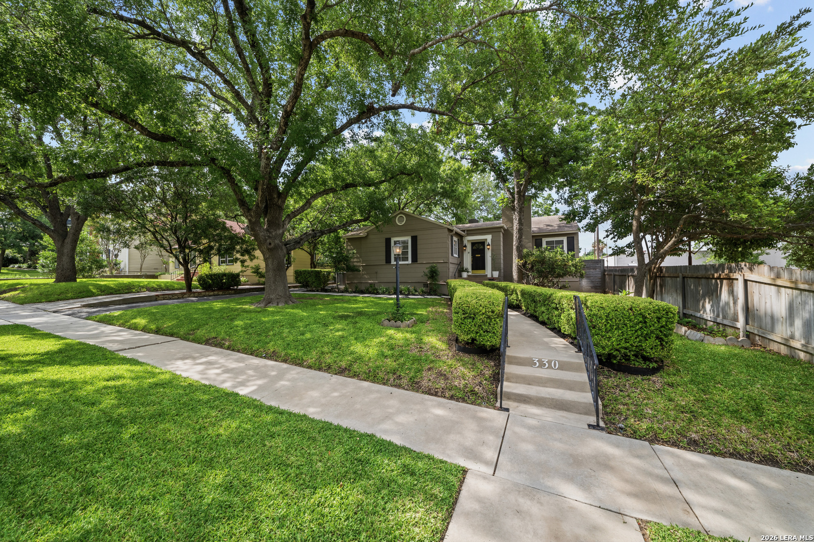 330 W AGARITA AVE, San Antonio, TX 78212 — photo 1