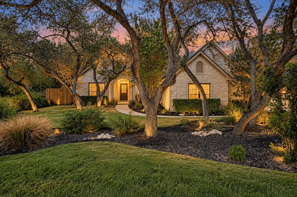 206  Phlox Dr, Lakeway, TX 78734 — photo 1