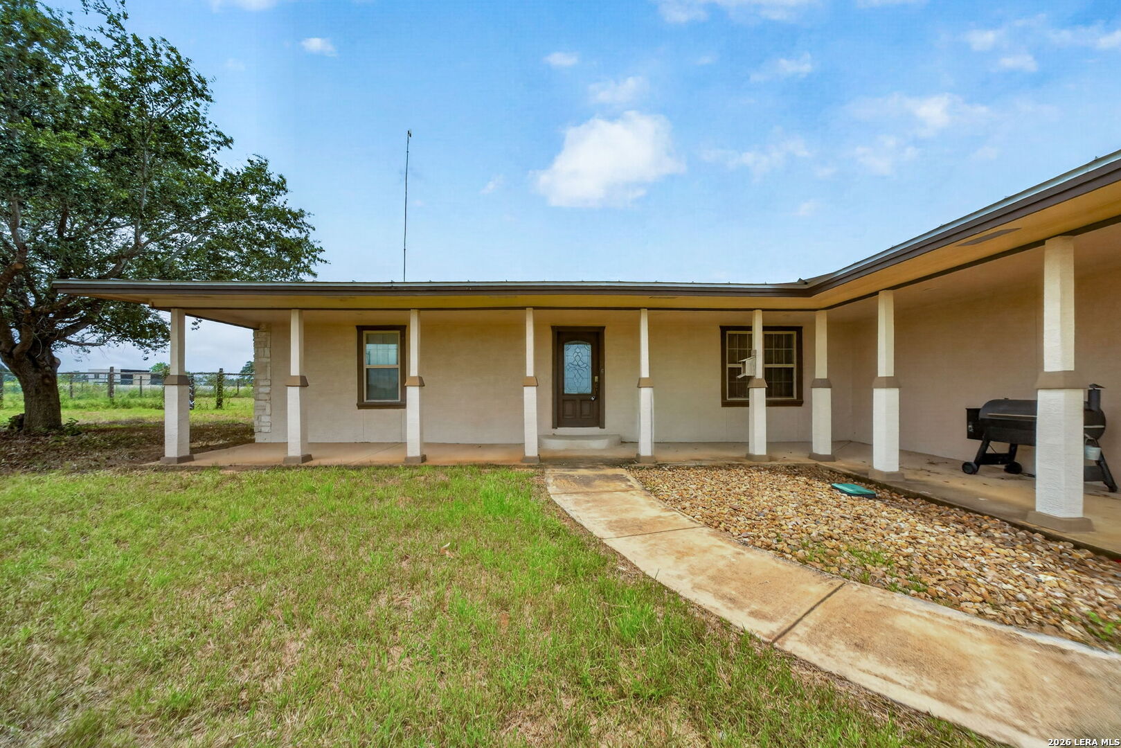 4044 W Fm 476, Poteet, TX 78065 — photo 1